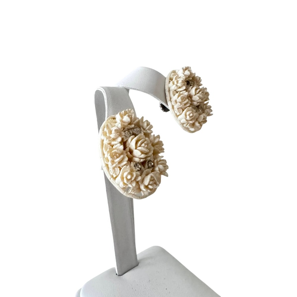 Vintage‎ Cream Celluloid Carved Roses Statement Earrings Oval Cottage Feminine - Picture 3 of 14